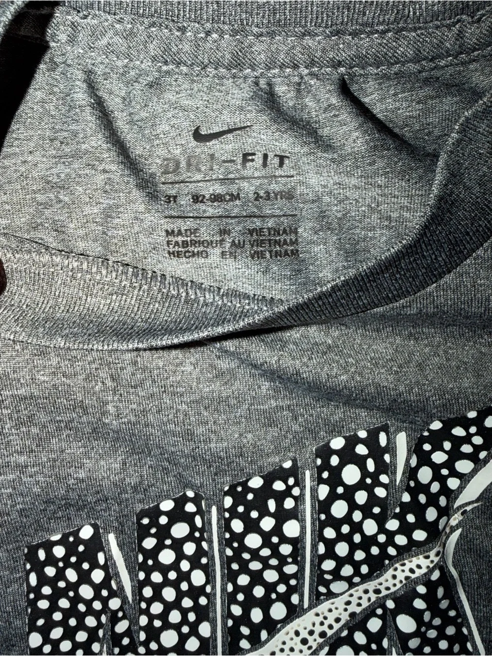 Nike Toddler Shirt Bundle – 2 Short Sleeve & 1 Long Sleeve (2T/3T) - Picture 3 of 5